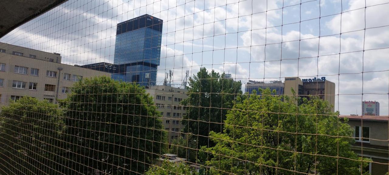 Apartament Koszutka - 100M Od Spodka คาโตวีตเซ ภายนอก รูปภาพ
